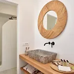 Ionic 호텔 4*