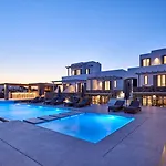 Ionic Hotel Plage de Super Paradise